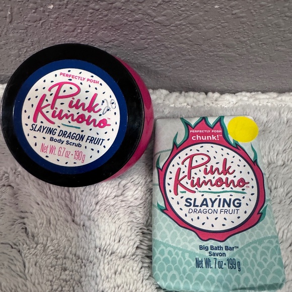 COPY - Perfectly Posh~Pink Kimono Slaying Dragon Fruit Bundle~New/Sealed